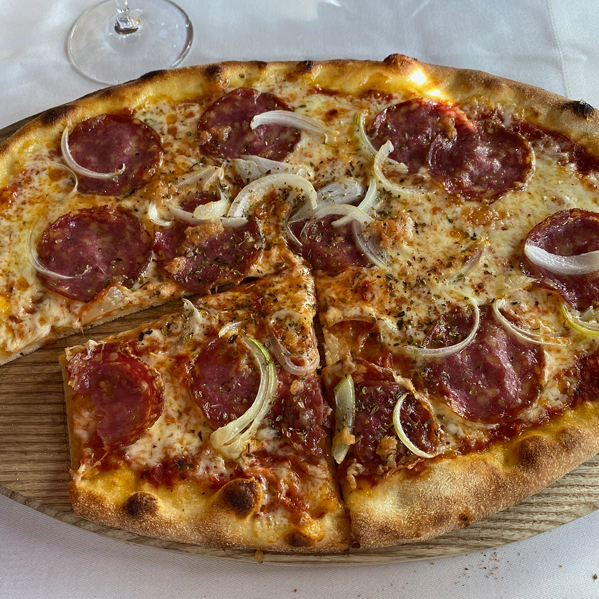 Restaurant Turicum: Best Pizza in Town